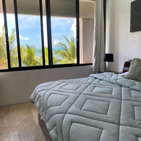Front Beach Private Room With Shared Bathroom Κανκούν Εξωτερικό φωτογραφία