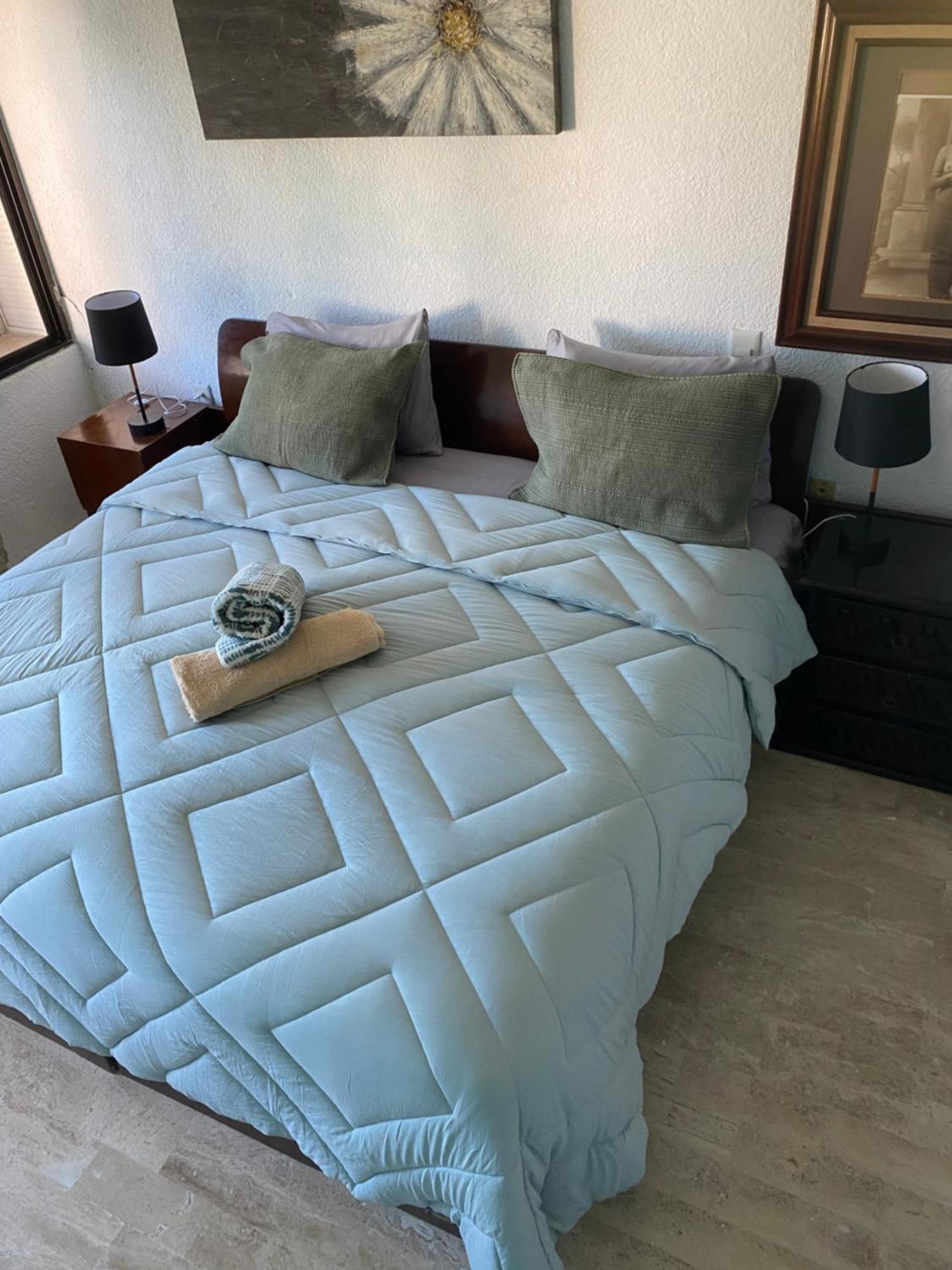 Front Beach Private Room With Shared Bathroom Κανκούν Εξωτερικό φωτογραφία